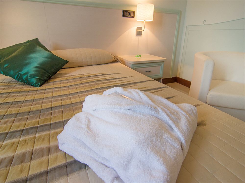 Eden Hotel Castel d'Ario Экстерьер фото